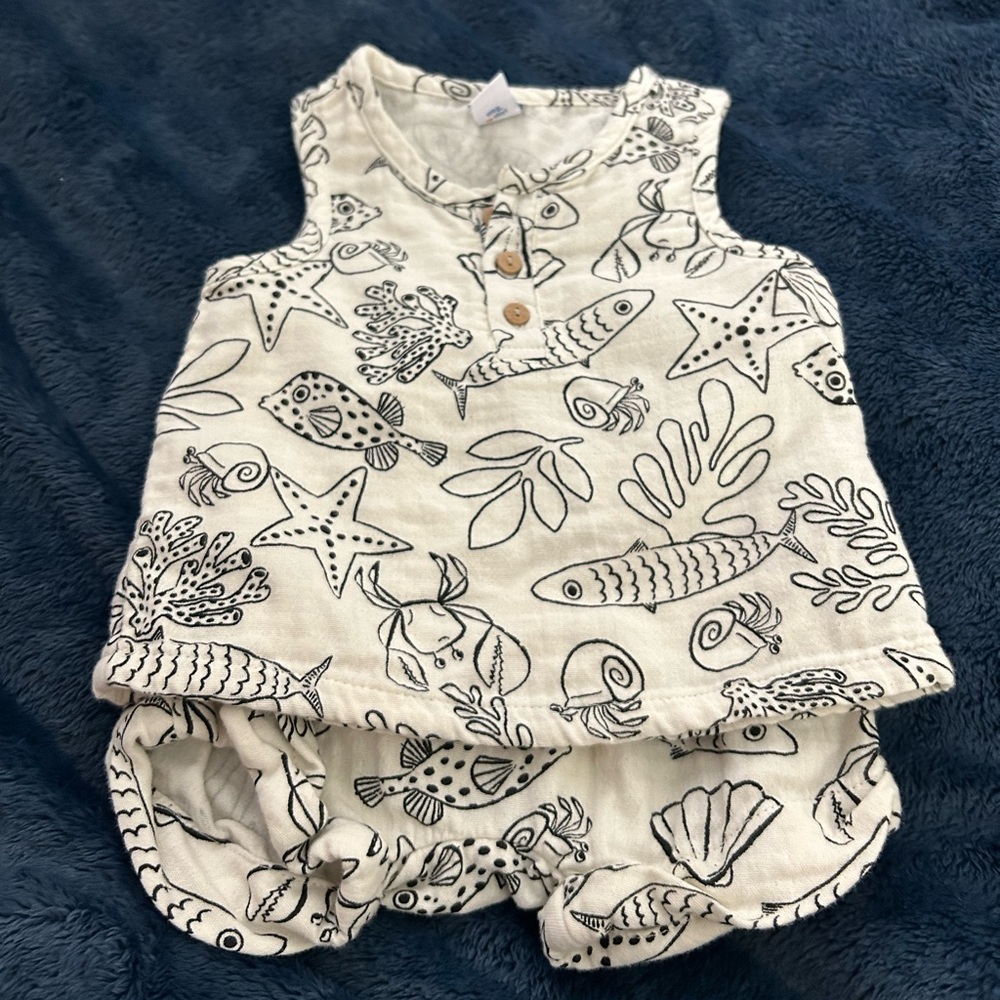 Old Navy Kids Matching Set - Black and White